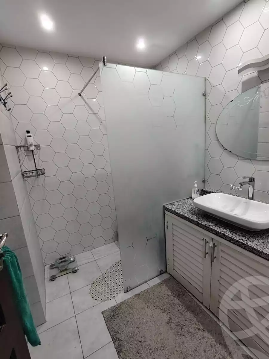 https://aqarmap.com.eg/en/listing/5961813-for-sale-cairo-new-cairo-el-ahyaa-fifth-neighborhood-akhnaton-st