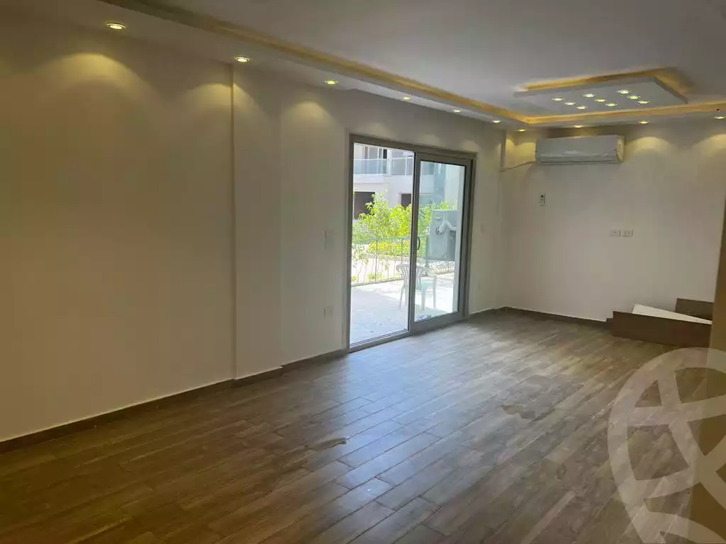https://aqarmap.com.eg/ar/listing/5874144-for-rent-cairo-new-cairo-compounds-moon-valley