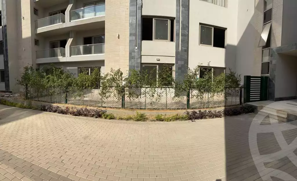 https://aqarmap.com.eg/ar/listing/5874144-for-rent-cairo-new-cairo-compounds-moon-valley
