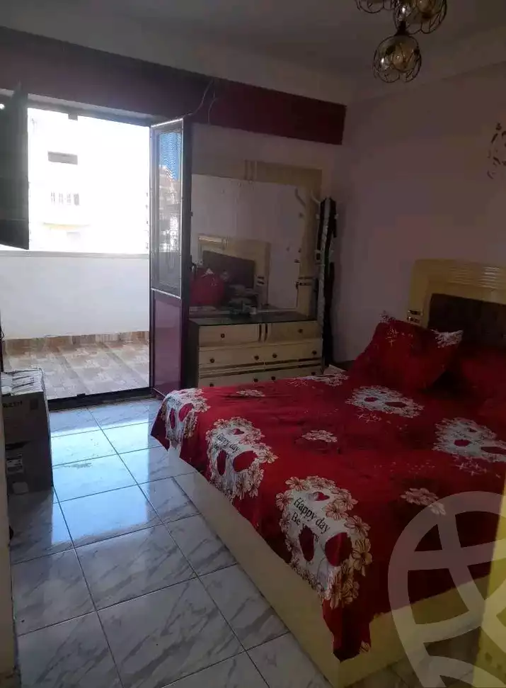 https://aqarmap.com.eg/ar/listing/5962796-for-sale-alexandria-sydy-bshr-sydy-bshr-bhry-gamal-abd-el-nasir-st