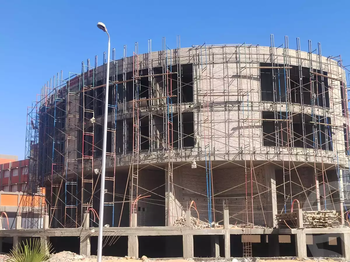 https://aqarmap.com.eg/en/listing/5963987-for-sale-cairo-el-sheikh-zayed-city-compounds-panorama-mall-elaf