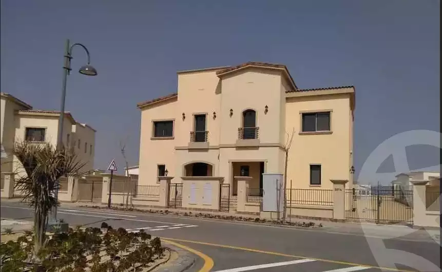 https://aqarmap.com.eg/en/listing/5964458-for-sale-cairo-mokattam-compounds-uptown-cairo