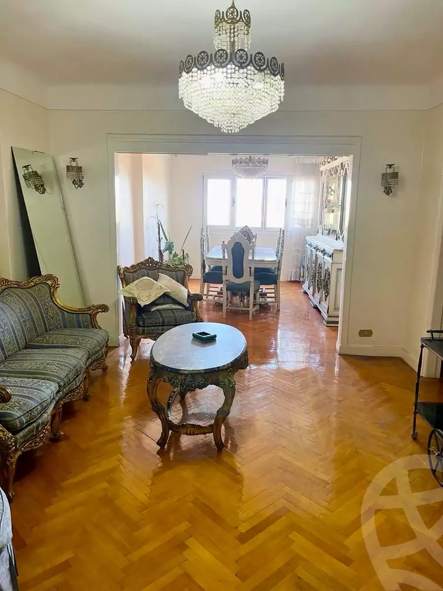 https://aqarmap.com.eg/ar/listing/5964589-for-sale-alexandria-sporting-omar-lotfy-st