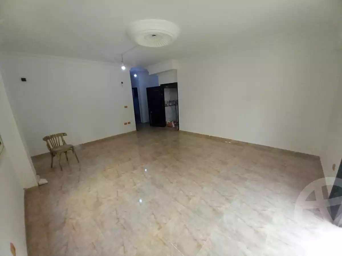 https://aqarmap.com.eg/ar/listing/5965534-for-rent-cairo-new-cairo-el-ahyaa-third-neighborhood-street-2
