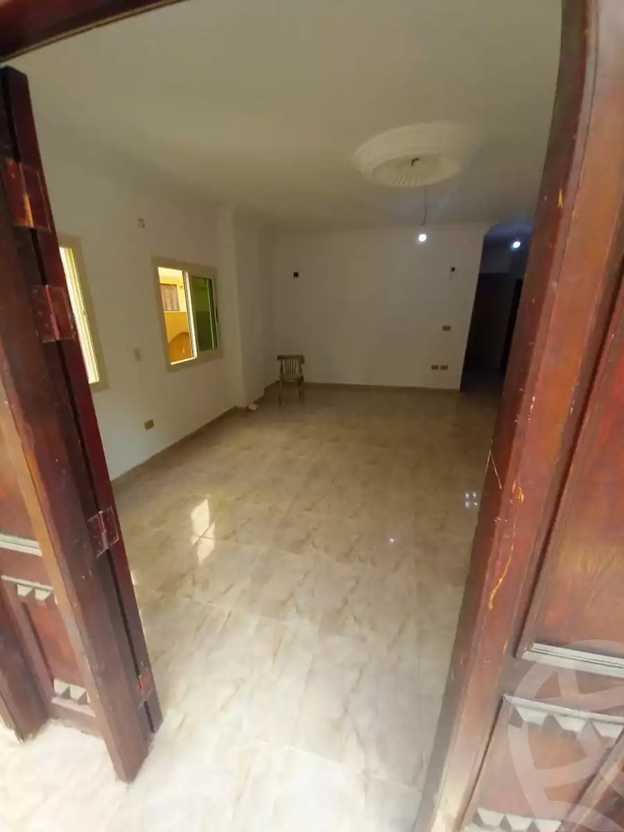 https://aqarmap.com.eg/ar/listing/5965534-for-rent-cairo-new-cairo-el-ahyaa-third-neighborhood-street-2