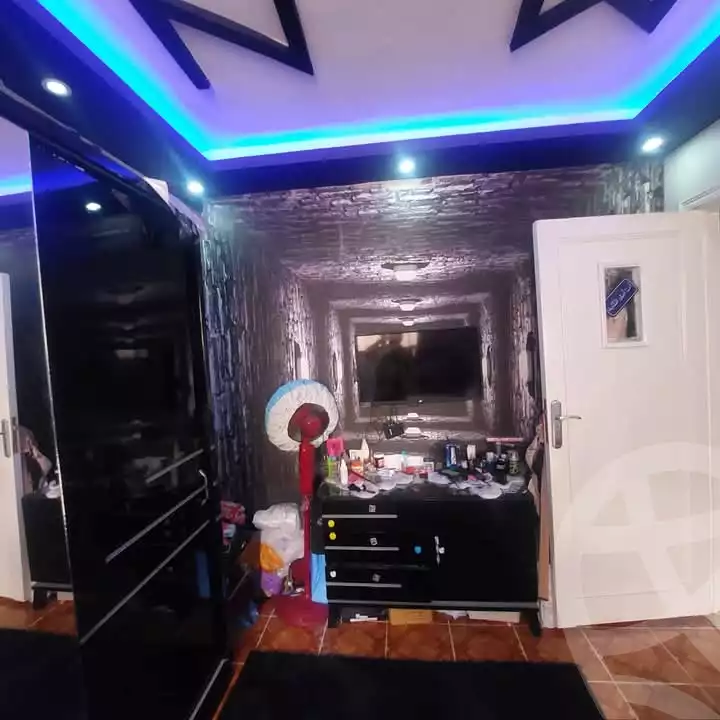 https://aqarmap.com.eg/ar/listing/5965868-for-sale-alexandria-l-jmy-lbytsh-zayed-st