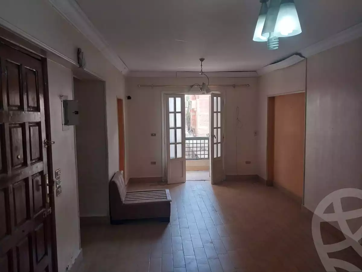 https://aqarmap.com.eg/en/listing/5885153-for-sale-cairo-helwan-rostom-st