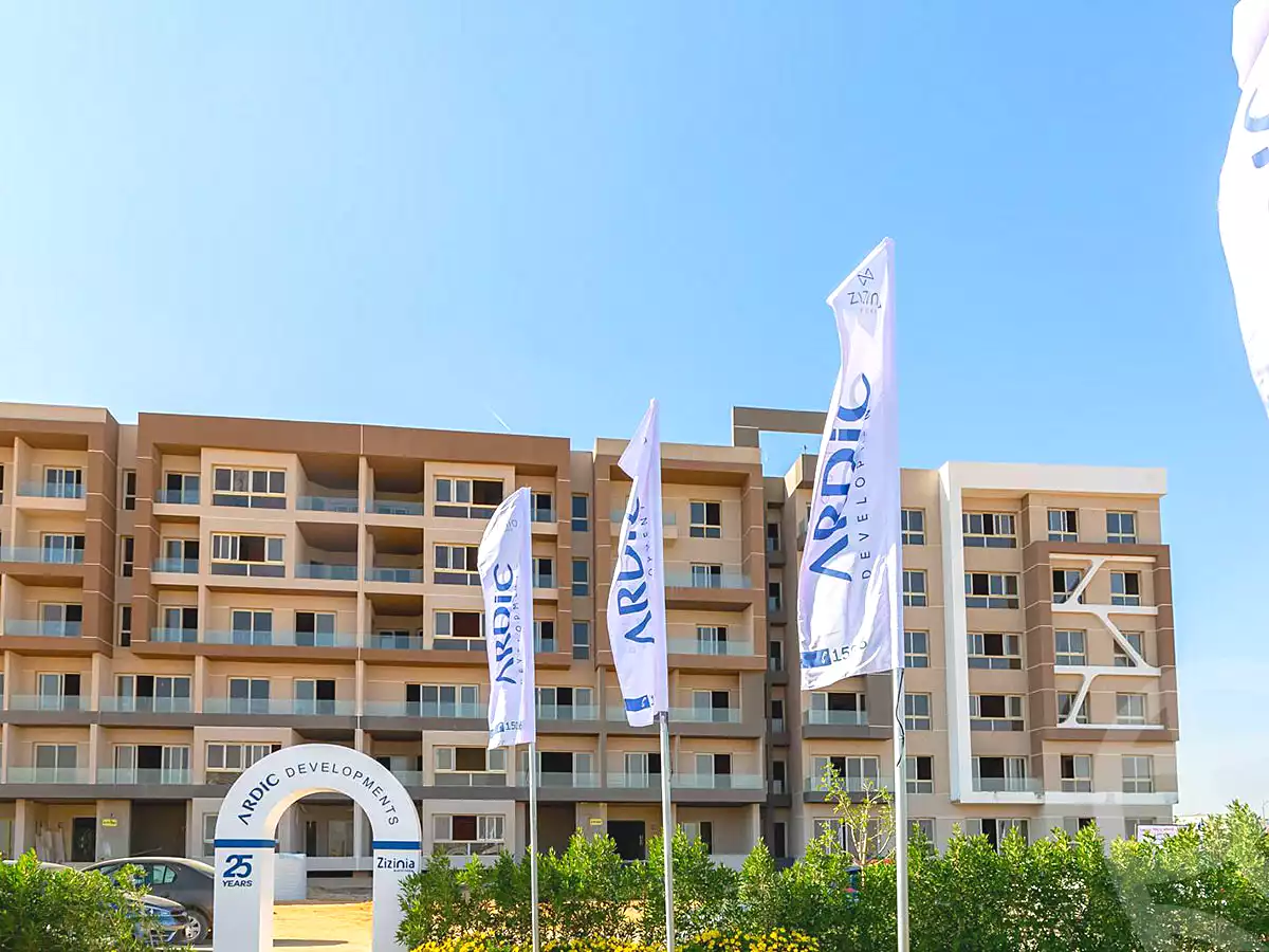 https://aqarmap.com.eg/en/listing/3994250-projects-zizinia-rose