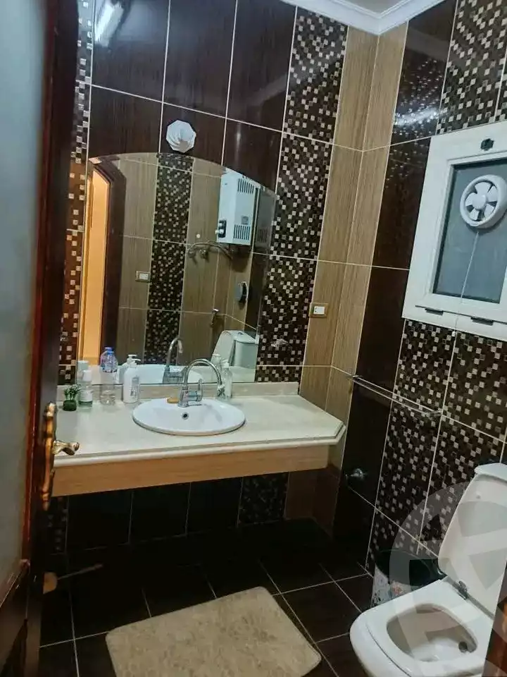 https://aqarmap.com.eg/ar/listing/5966459-for-rent-cairo-mokattam-lhdb-l-ly