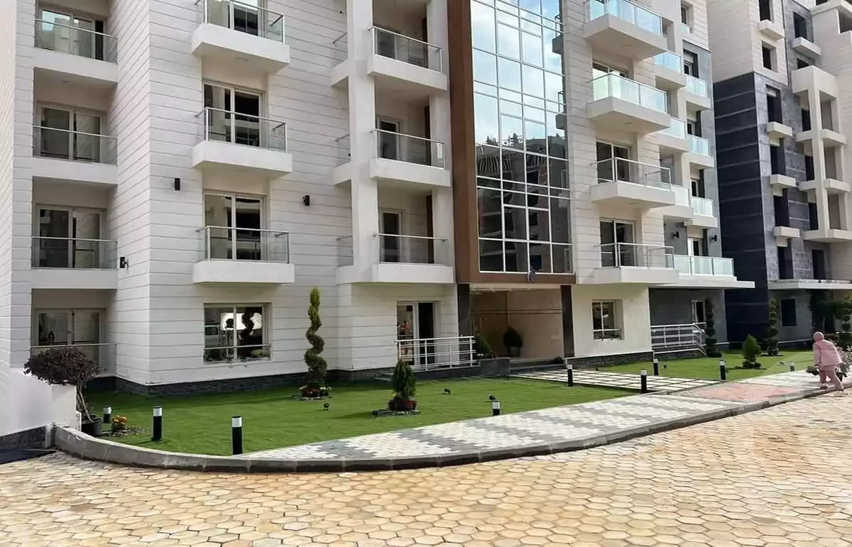 https://aqarmap.com.eg/en/listing/5967788-for-sale-cairo-new-administrative-capital-r7-oia