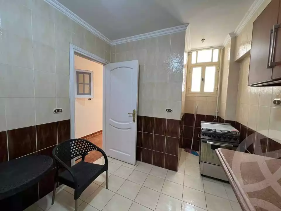 https://aqarmap.com.eg/ar/listing/5969028-for-rent-alexandria-ganaklis