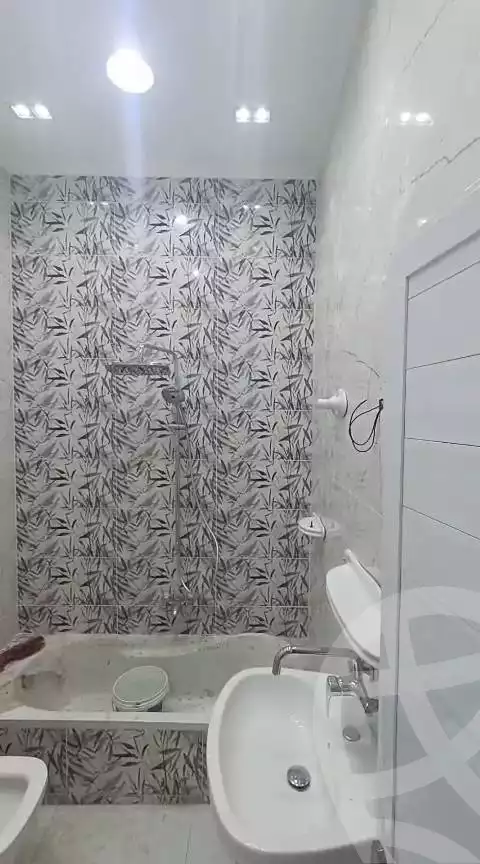 https://aqarmap.com.eg/ar/listing/5969613-for-rent-alexandria-camp-cesar-port-said-street