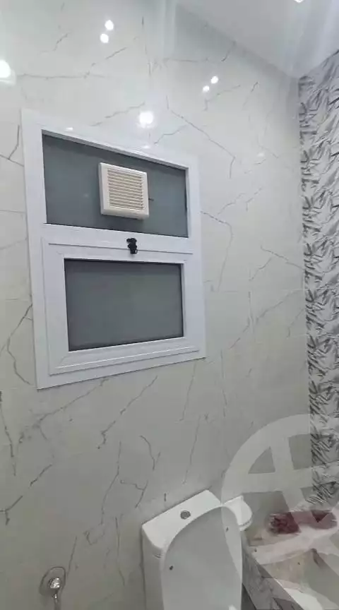 https://aqarmap.com.eg/ar/listing/5969613-for-rent-alexandria-camp-cesar-port-said-street