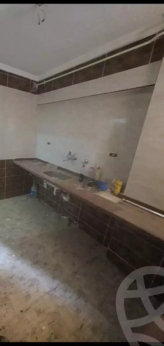 https://aqarmap.com.eg/en/listing/5969883-for-sale-alexandria-new-miami-compounds-new-miami-doctors-city