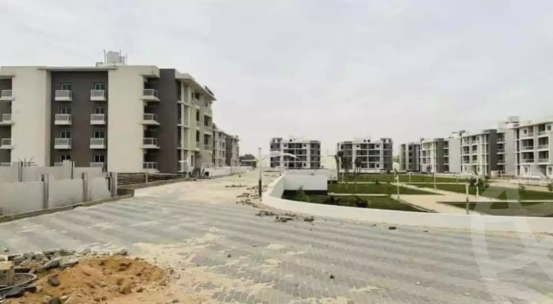 https://aqarmap.com.eg/ar/listing/5970430-for-sale-cairo-el-sheikh-zayed-city-compounds-el-khamayel