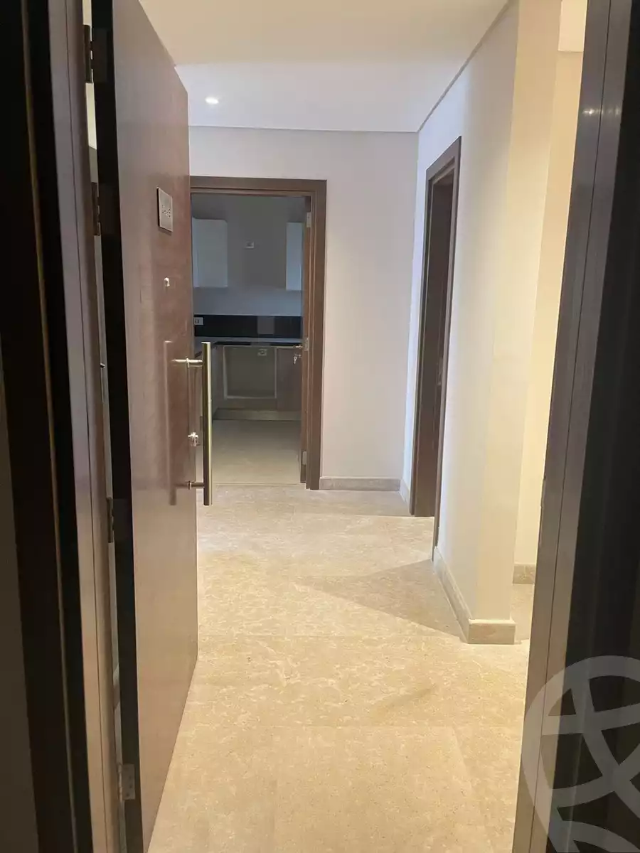https://aqarmap.com.eg/en/listing/5971082-for-sale-cairo-el-sheikh-zayed-city-compounds-zyd-wr-llttwyr-park-towers-zed-el-sheikh-zayed-compound