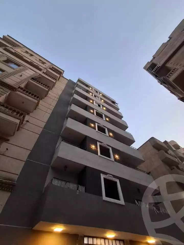https://aqarmap.com.eg/en/listing/5972314-for-sale-cairo-mokattam-el-hadabah-el-wosta-el-mantaqa-el-khamsa