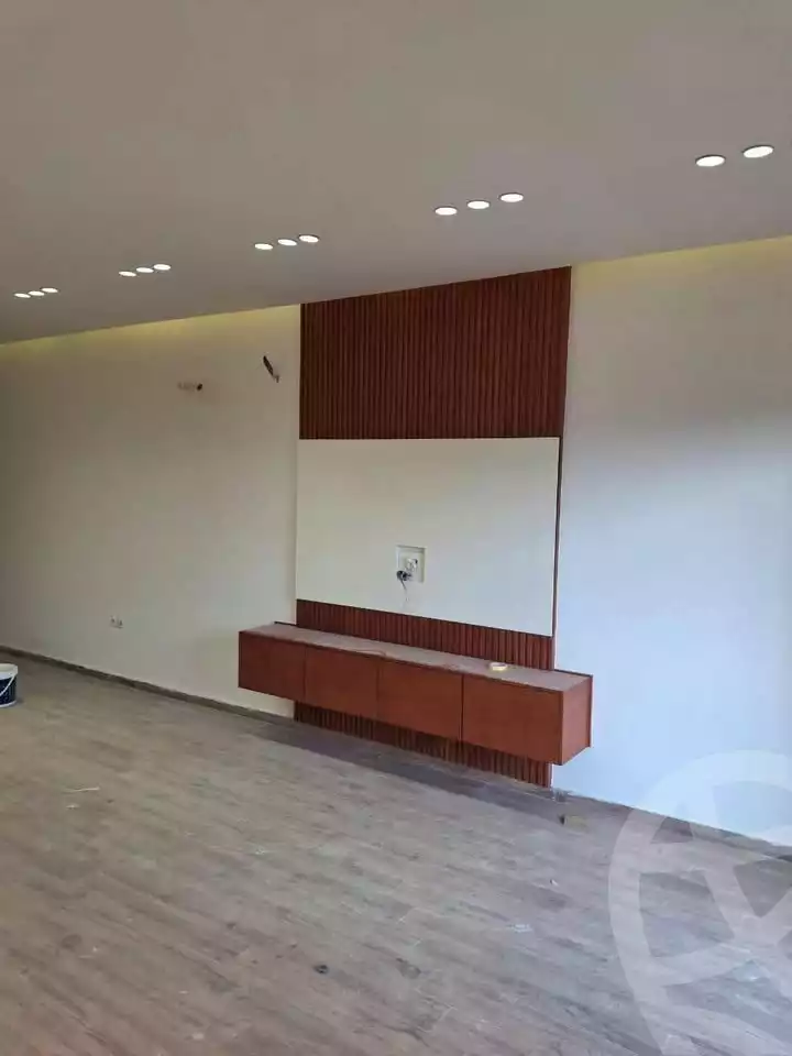 https://aqarmap.com.eg/en/listing/5972320-for-sale-cairo-mokattam-el-hadabah-el-wosta-compounds-dyar-city-3-compound