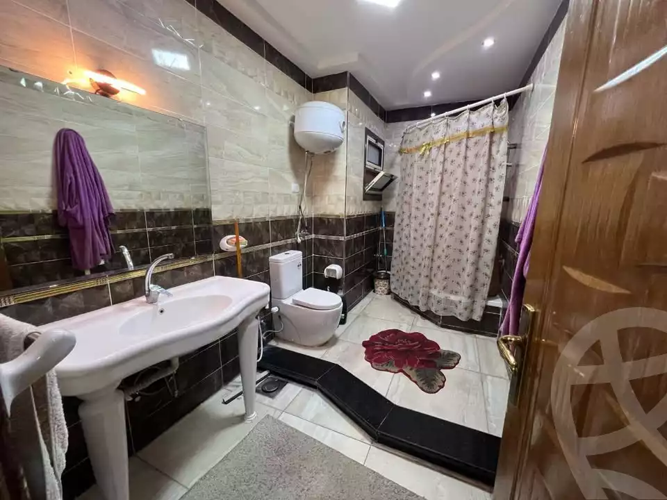 https://aqarmap.com.eg/en/listing/5973164-for-sale-alexandria-zezenia-el-amir-gameel-st