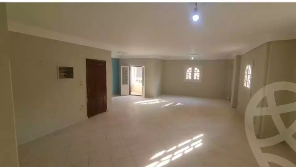 https://aqarmap.com.eg/ar/listing/5973490-for-sale-cairo-mokattam-lhdb-l-ly-shr-krym-bnwn