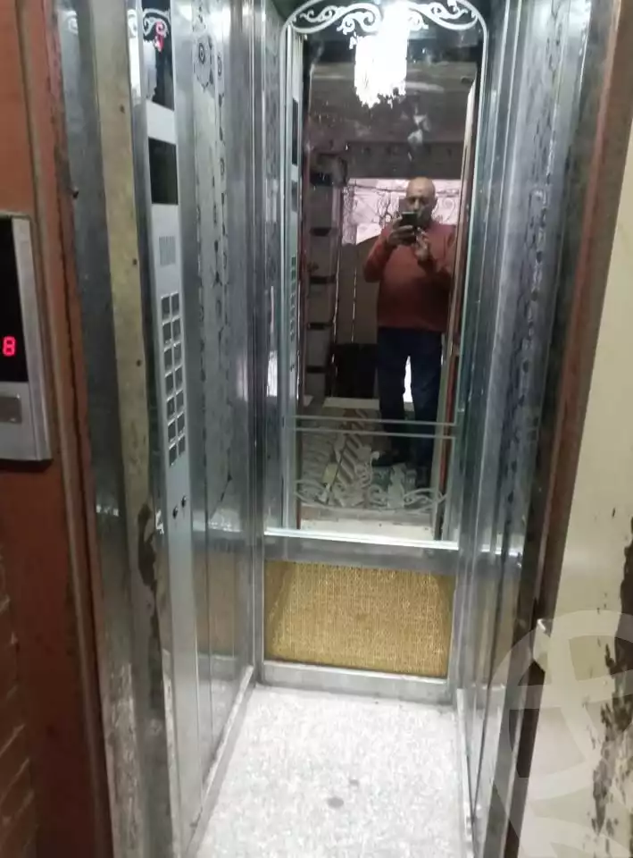 https://aqarmap.com.eg/en/listing/5973792-for-sale-alexandria-krmwz