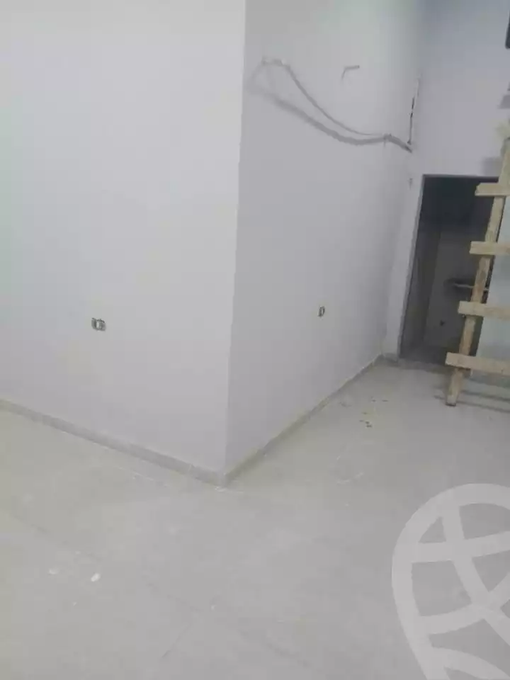 https://aqarmap.com.eg/ar/listing/5973833-for-rent-cairo-mokattam-lhdb-l-ly-shareaa-9