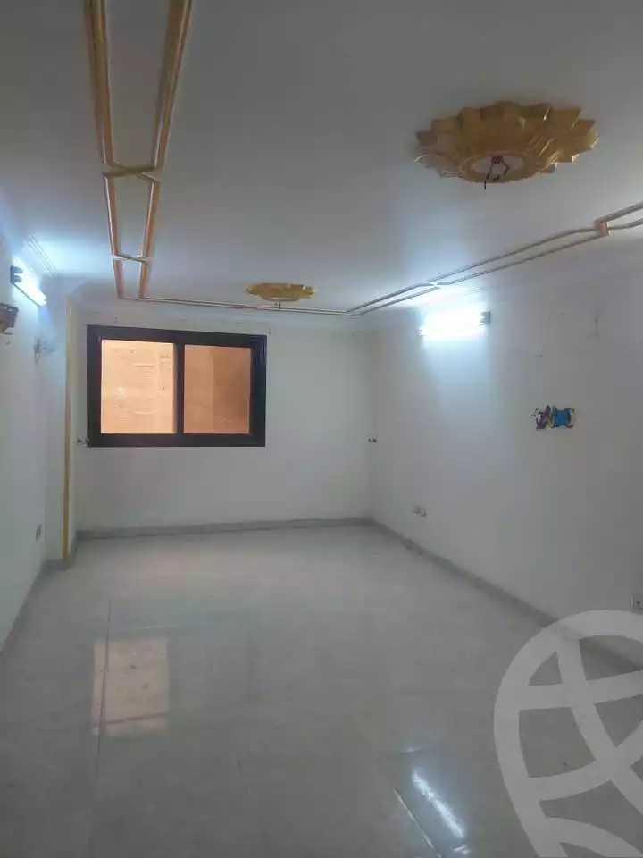 https://aqarmap.com.eg/en/listing/5973967-for-sale-cairo-helwan-helwan-el-sharkeya-mostafa-safwat-st