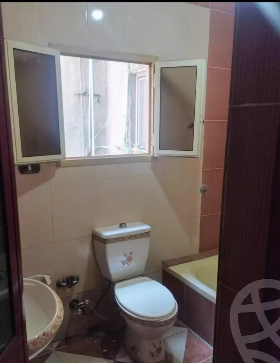 https://aqarmap.com.eg/en/listing/5973994-for-rent-alexandria-bolekly-shr-lblbl