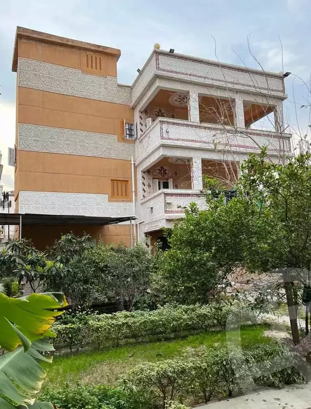 https://aqarmap.com.eg/ar/listing/5974991-for-sale-alexandria-l-jmy-lbytsh-el-hanafeya-st