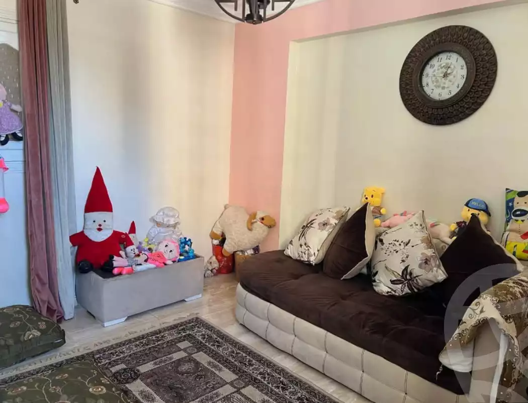 https://aqarmap.com.eg/en/listing/5975027-for-sale-alexandria-zezenia-el-amir-gameel-st
