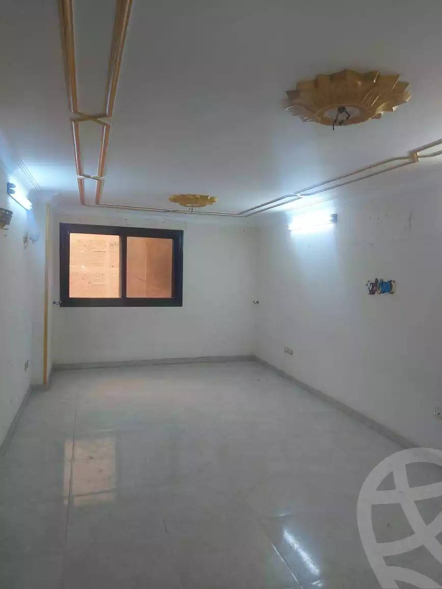 https://aqarmap.com.eg/en/listing/5975730-for-sale-cairo-helwan-helwan-el-sharkeya-mostafa-safwat-st