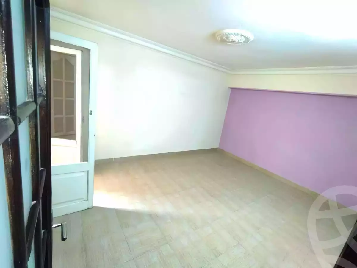 https://aqarmap.com.eg/en/listing/5975759-for-sale-cairo-helwan-helwan-el-sharkeya-ryad-pasha-st