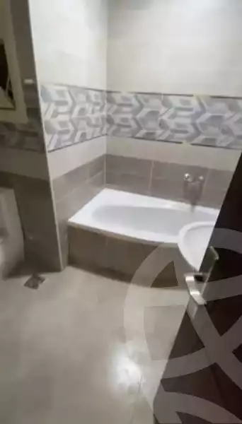 https://aqarmap.com.eg/en/listing/5976125-for-sale-cairo-hadayek-el-ahram-mntq
