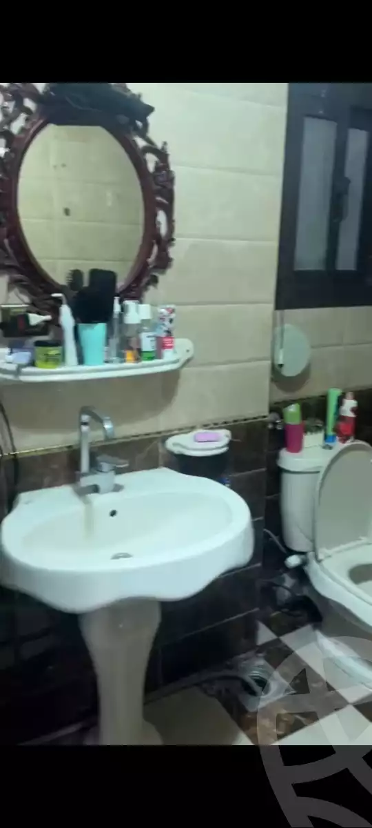 https://aqarmap.com.eg/en/listing/5976528-for-sale-alexandria-l-jmy-lbytsh-mahmoud-awad-st