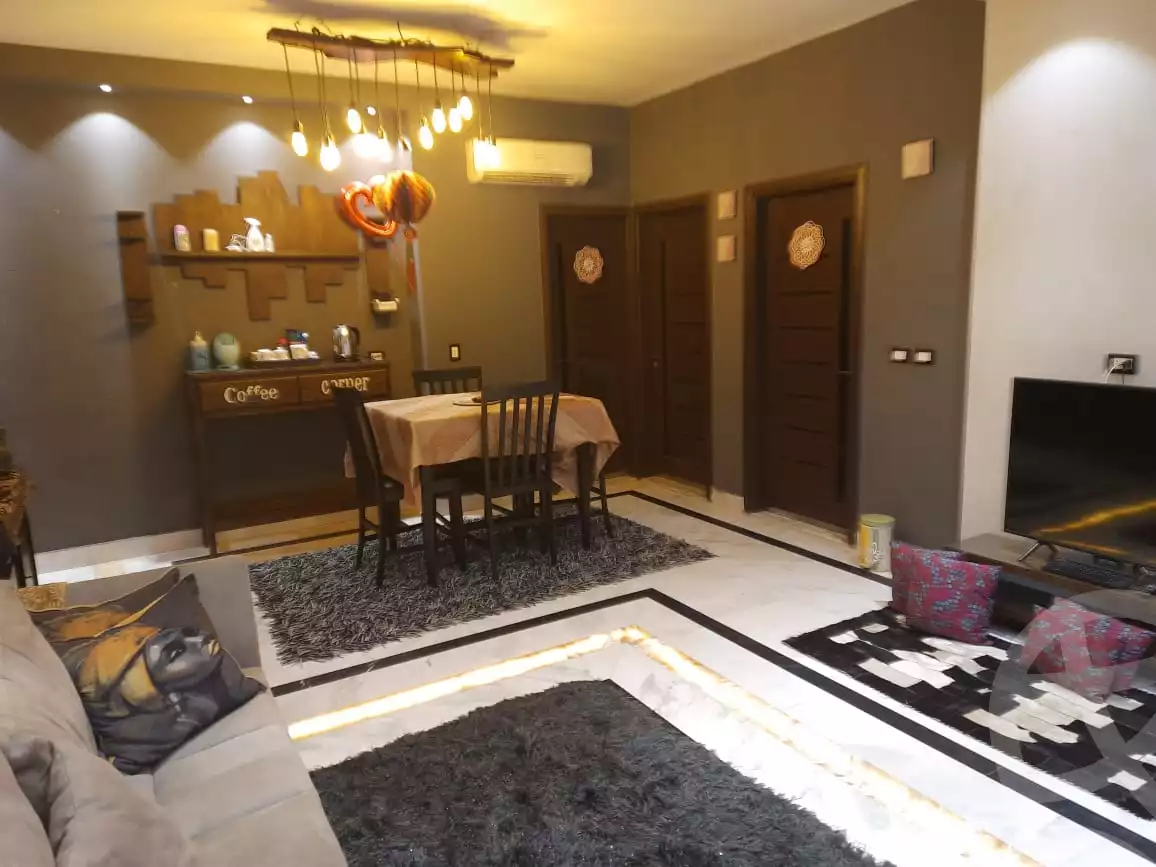 https://aqarmap.com.eg/ar/listing/5977537-for-rent-cairo-new-cairo-compounds-hyde-park-centre-ville-hyde-park