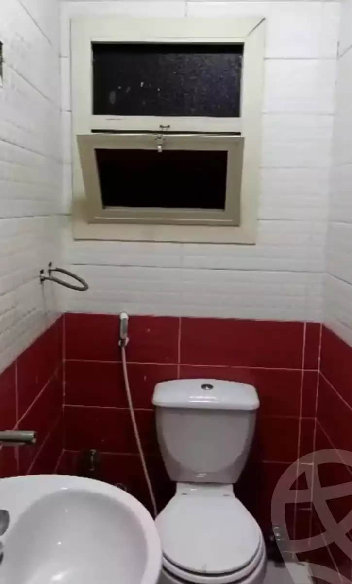 https://aqarmap.com.eg/en/listing/5978367-for-sale-cairo-helwan-hadayek-helwan-nile-corniche-st