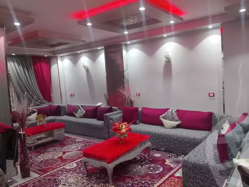 https://aqarmap.com.eg/ar/listing/5979892-for-sale-cairo-mokattam-compounds-kmbwnd-jwldn-jyts