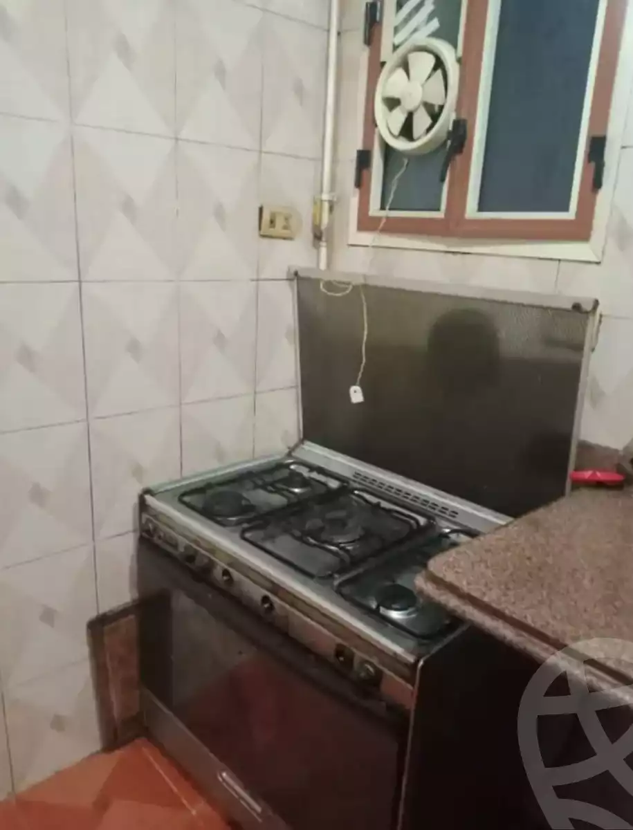 https://aqarmap.com.eg/ar/listing/5979903-for-sale-alexandria-bakoos-cinema-layla-st