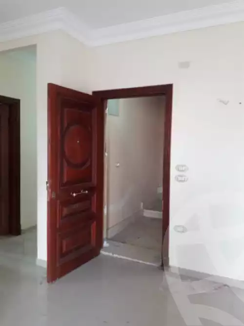 https://aqarmap.com.eg/en/listing/5706904-for-sale-cairo-new-cairo-compounds-kmbwnd-ldf-lwtny