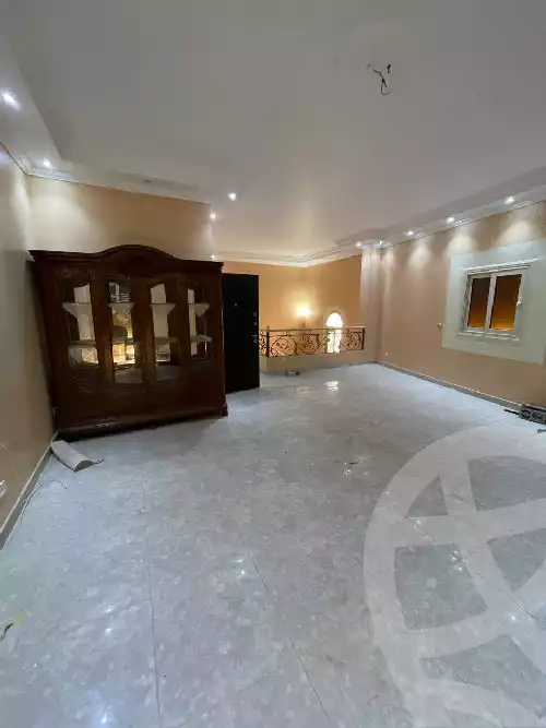 https://aqarmap.com.eg/en/listing/5982024-for-sale-cairo-new-cairo-sharq-el-akadamiya-mohammad-othman-st