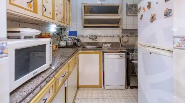 https://aqarmap.com.eg/ar/listing/5982205-for-sale-alexandria-ganaklis-shr-mrtdy-bsh