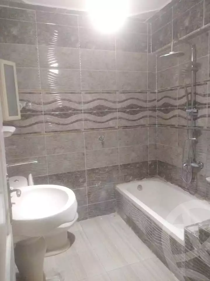 https://aqarmap.com.eg/en/listing/5982390-for-sale-alexandria-l-jmy-lbytsh-el-zohour-st