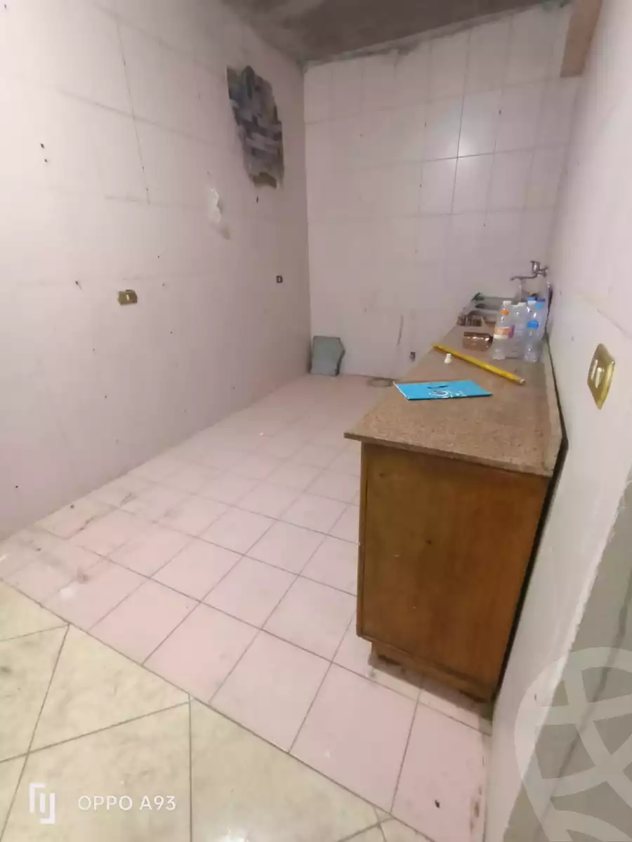 https://aqarmap.com.eg/ar/listing/5984876-for-rent-cairo-new-cairo-first-settlement-mhwr-mstfy-kml