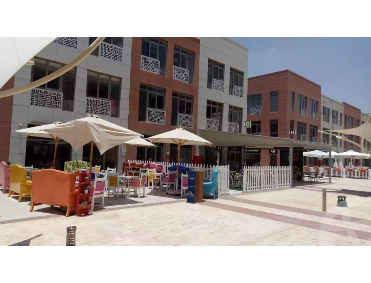 https://aqarmap.com.eg/ar/listing/5985887-for-sale-cairo-el-sheikh-zayed-city-compounds-the-courtyard-mall-dorra