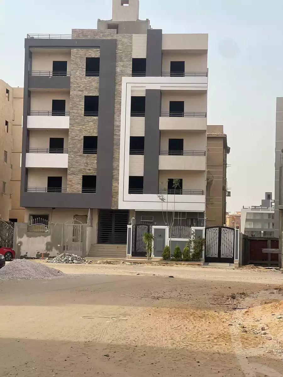 https://aqarmap.com.eg/en/listing/5986412-for-sale-cairo-6th-of-october-hadaeq-october-lmntq-lsyhy