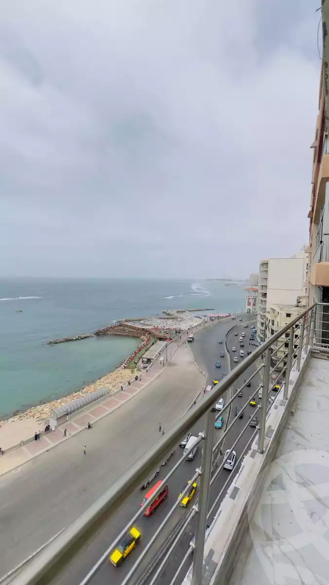 https://aqarmap.com.eg/ar/listing/5986482-for-sale-alexandria-miami-el-gaish-rd-st