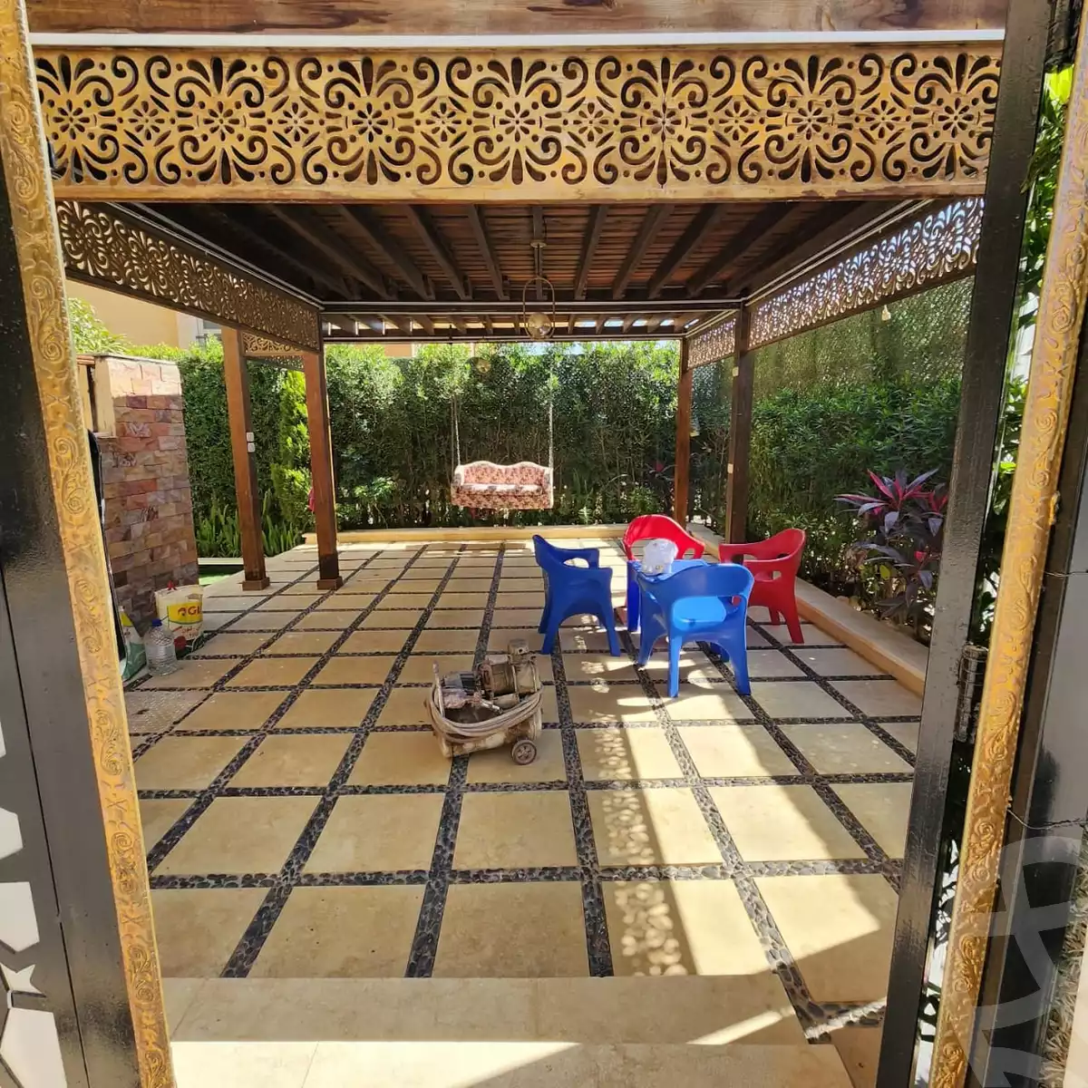 https://aqarmap.com.eg/ar/listing/5986561-for-sale-cairo-el-sheikh-zayed-city-compounds-el-khamayel