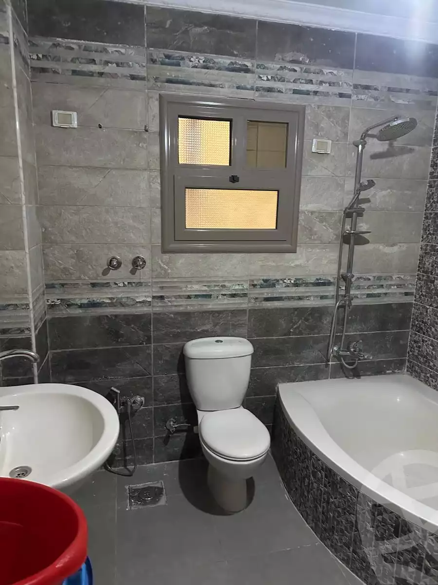 https://aqarmap.com.eg/en/listing/5987895-for-rent-cairo-new-cairo-el-ahyaa-third-neighborhood-street-14