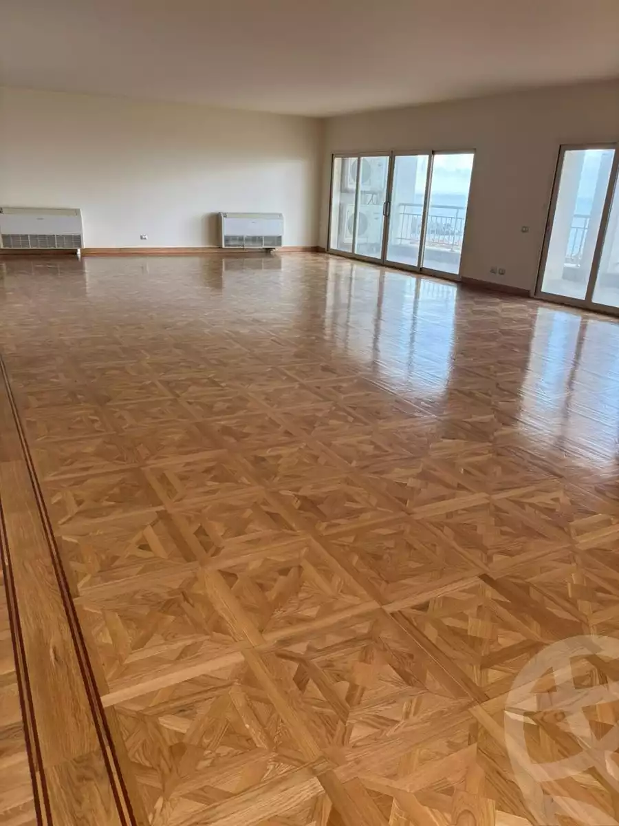 https://aqarmap.com.eg/en/listing/5956410-for-sale-alexandria-lauran-el-gaish-rd