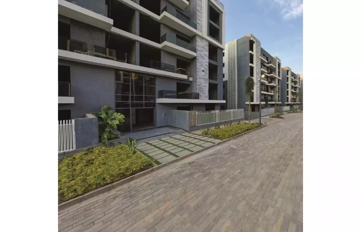 https://aqarmap.com.eg/en/listing/5988379-for-sale-cairo-6th-of-october-hadaeq-october-kmbwnd-fy-hdyq-ktwbr-sun-capital